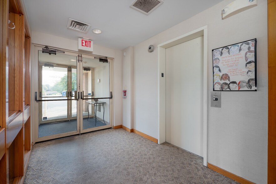 More Photos Of 2900 Hamilton Blvd, Allentown Medical For Sale