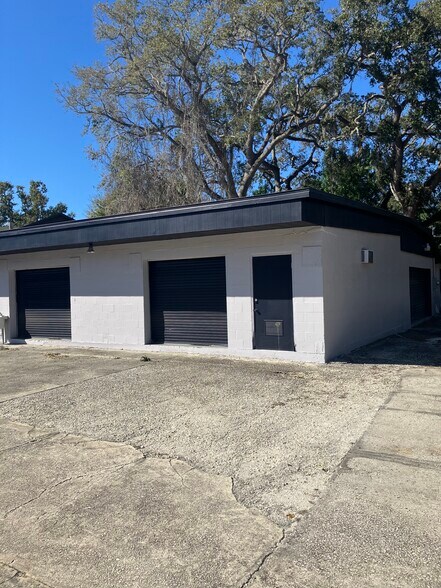 More Photos Of 400 9th Ave S, Safety Harbor Warehouse For Lease