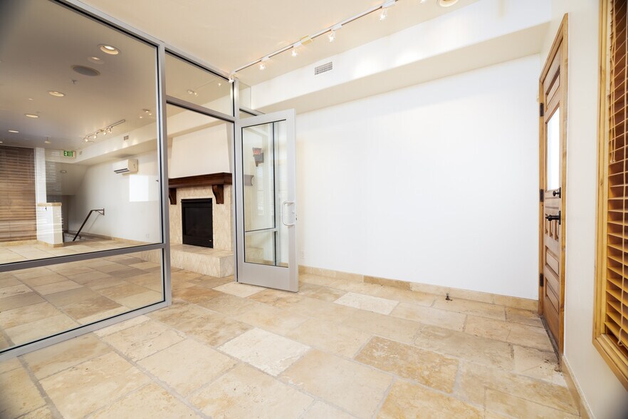 More Photos Of 186 Main St, Park City Freestanding For Sale