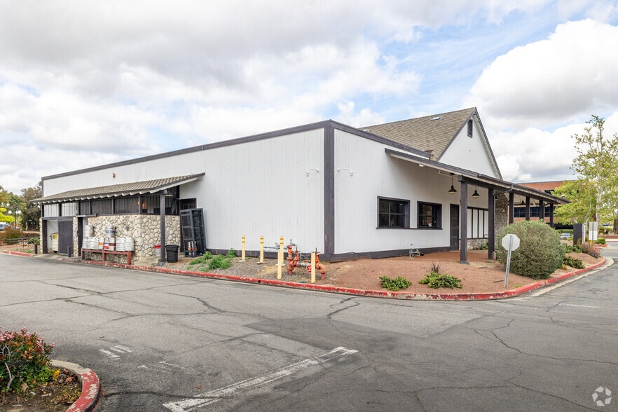 More Photos Of 27715 Jefferson Ave, Temecula Unknown For Lease