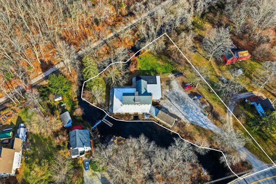 More Photos Of 33 Deep River Rd, Centerbrook Flex For Sale