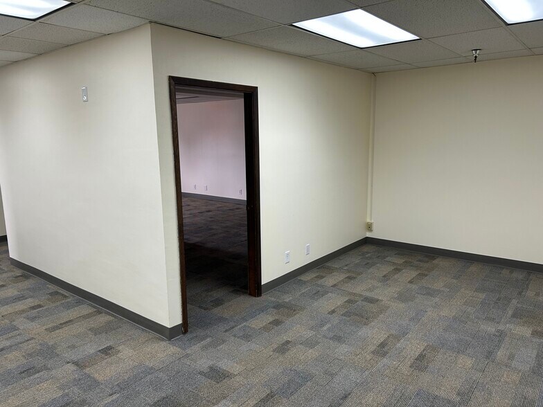More Photos Of 600 3rd St, Fairbanks Office For Lease