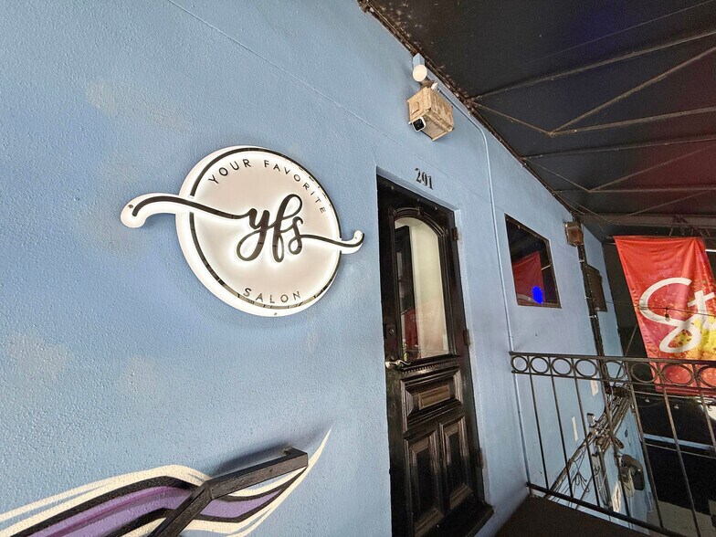 More Photos Of 1235 N Orange Ave, Orlando General Retail For Sale