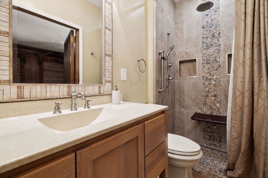 More Photos Of 1374 Peter Pond Rd, Ashland City Lodge Meeting Hall For Sale