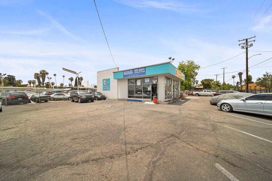 More Photos Of 898 N E St, San Bernardino Auto Repair For Sale