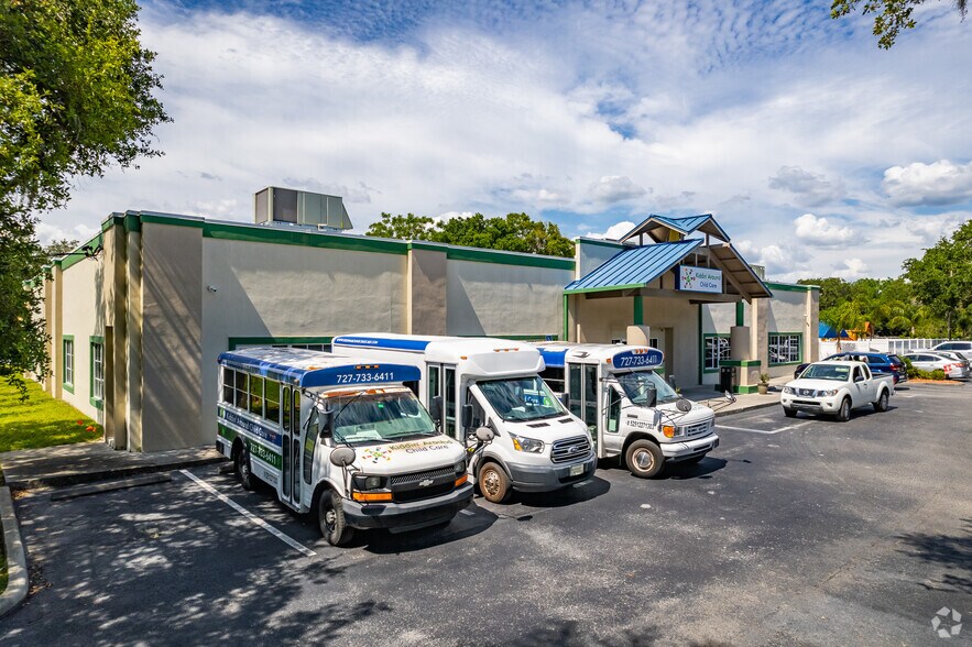 More Photos Of 1700 Michigan Blvd, Dunedin Daycare Center For Sale