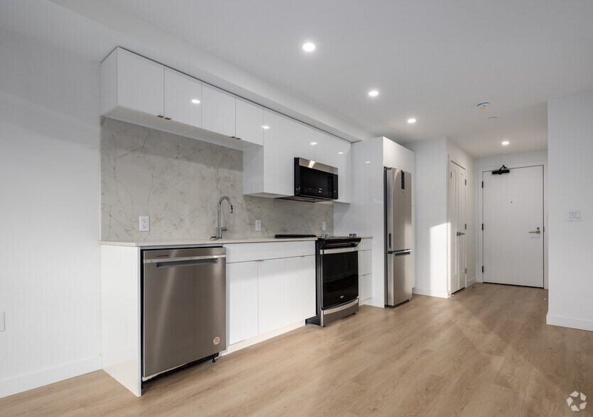 More Photos Of 1470 Queen St, Halifax Apartments For Lease