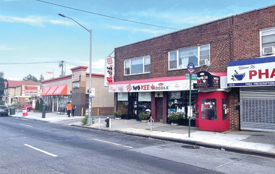More Photos Of 16812 Union Tpke, Fresh Meadows Restaurant For Lease