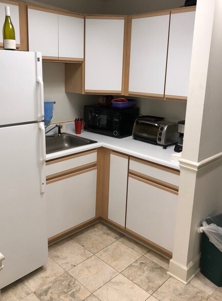 More Photos Of 724-734 Holcomb Bridge Rd, Norcross Loft Creative Space For Sale