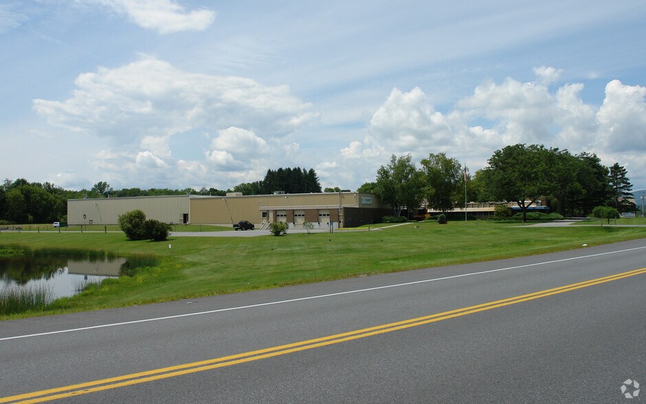 More Photos Of 436 Quaker Rd, Queensbury Manufacturing For Lease