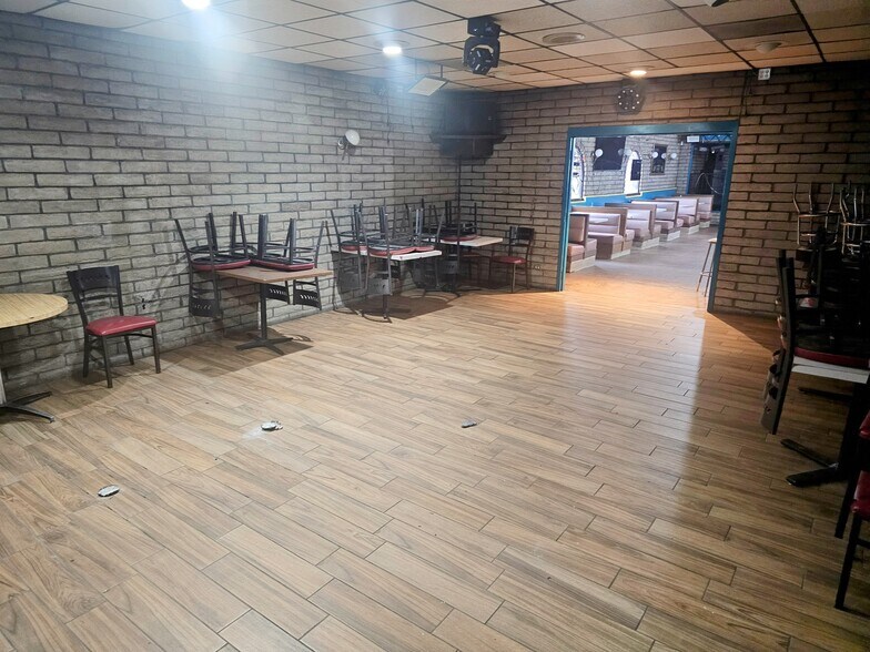 More Photos Of 5880 Broadway, Denver General Retail For Sale