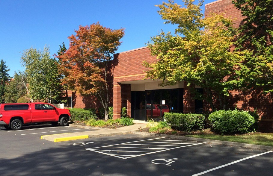 More Photos Of 8950 SW Nimbus Ave, Beaverton Flex For Lease