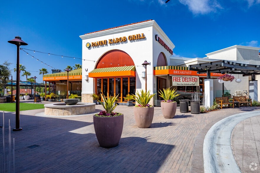 More Photos Of 3433-3545 Del Mar Heights Rd, San Diego Unknown For Lease