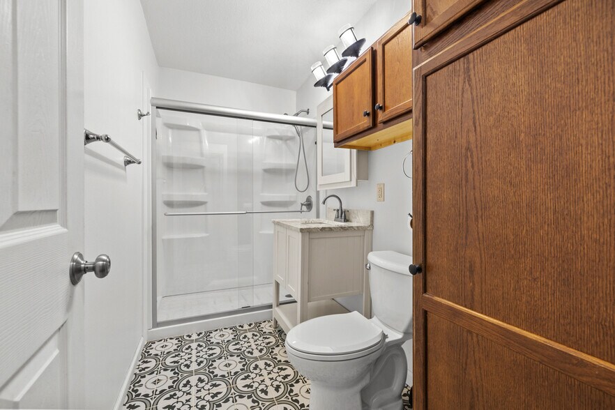 More Photos Of 118 21st St NW, Minot Multifamily For Sale