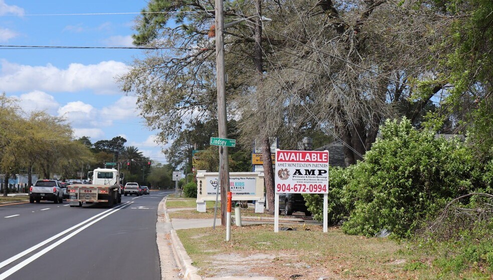 More Photos Of 8225 Normandy Blvd, Jacksonville Medical For Sale