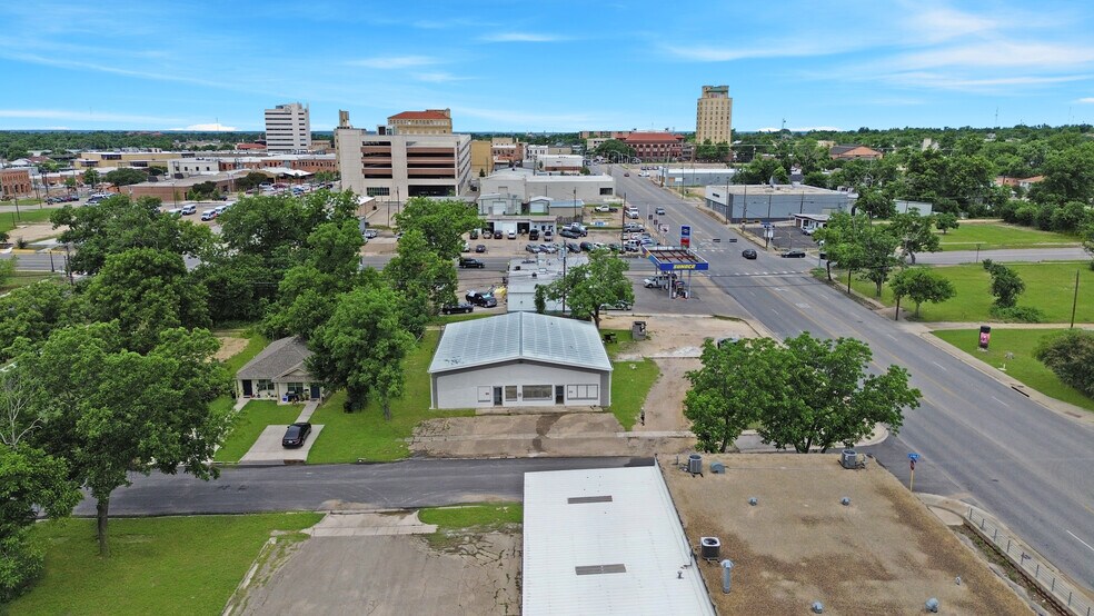More Photos Of 14 N 10th St, Temple Research And Development For Sale