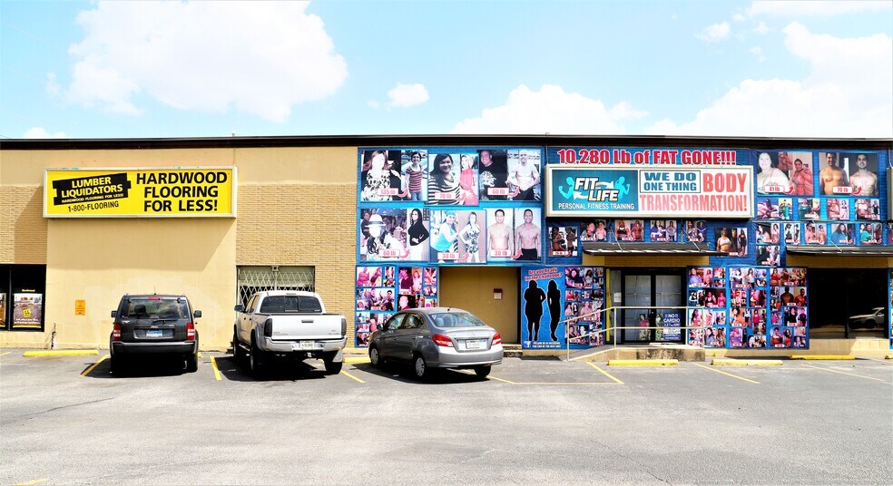 More Photos Of 2200-2206 NW Loop 410, San Antonio Warehouse For Lease