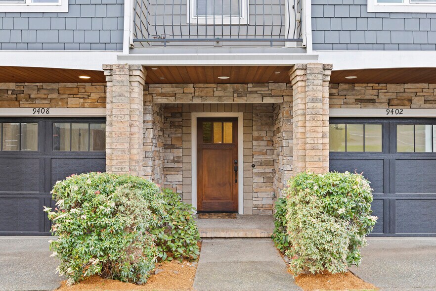 More Photos Of 9414 SE Causey Ave, Happy Valley Apartments For Sale