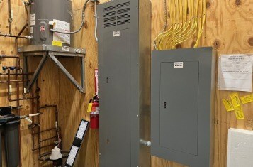 More Photos Of 404 S Park Dr, Kalkaska Warehouse For Lease