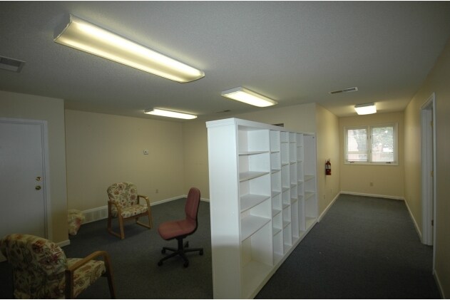 More Photos Of 6555 Stage Rd, Memphis Medical For Lease