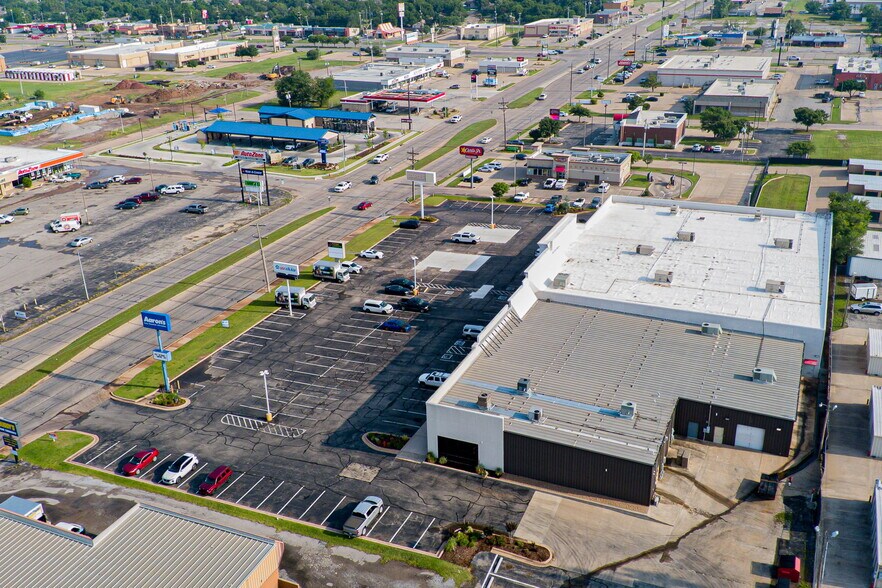 More Photos Of , Lawton General Retail For Sale