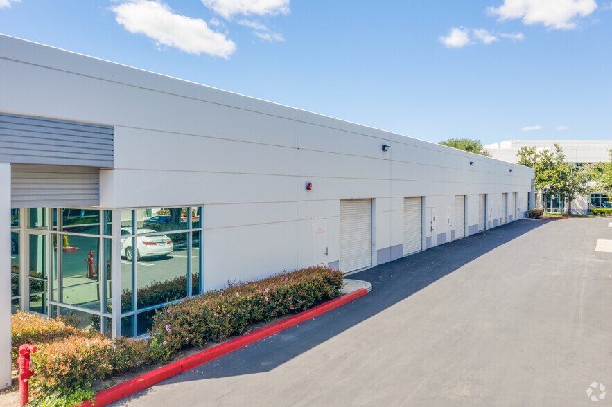 More Photos Of 212 Technology Dr, Irvine Unknown For Lease