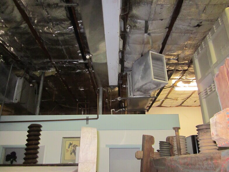 More Photos Of 459-461 Walnut St, Napa Warehouse For Lease