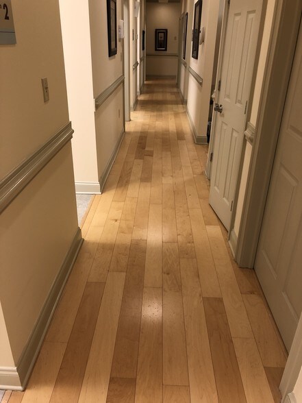 More Photos Of 1880 W Oak Pky, Marietta Loft Creative Space For Lease