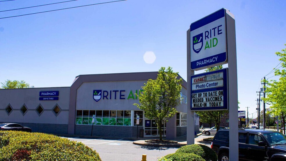 Primary Photo Of 1650 Main St, Olyphant Drugstore For Sale