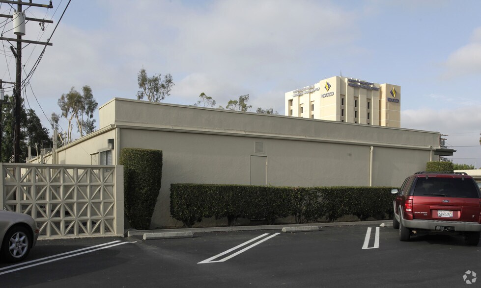 More Photos Of 1761 W Romneya Dr, Anaheim Medical For Lease