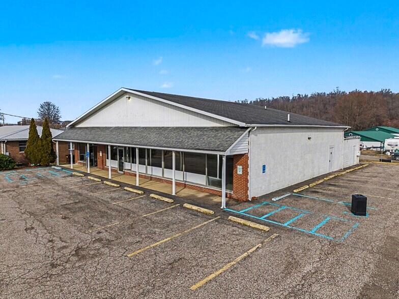 More Photos Of 2906 Washington Blvd, Belpre Medical For Sale