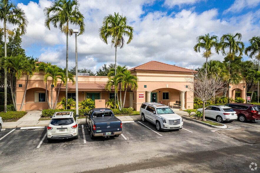 Primary Photo Of 1835 N Corporate Lakes Blvd, Weston Medical For Lease