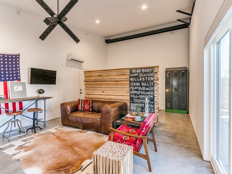 More Photos Of 711 N Douglas Ave, Oklahoma City Apartments For Sale