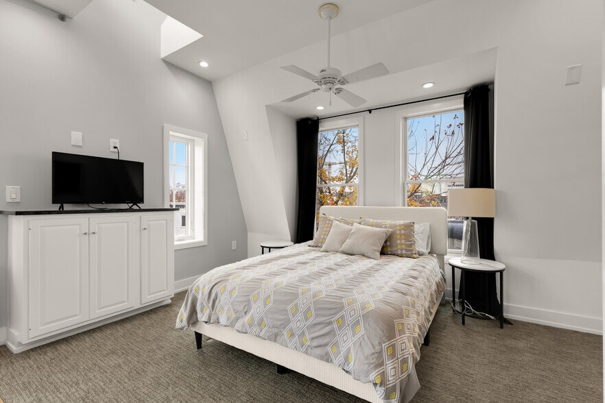 More Photos Of 1829 5th St NW, Washington Apartments For Sale