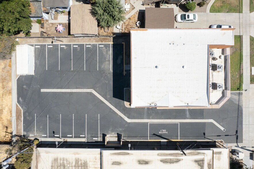 More Photos Of 1133 E Olive Ave, Fresno Office For Sale