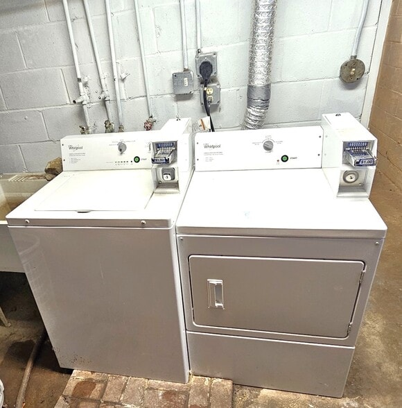 More Photos Of 818 N 46th St, Omaha Apartments For Sale