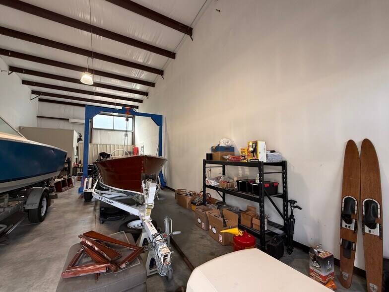 More Photos Of 1040 Park Ct, Greensboro Warehouse For Sale