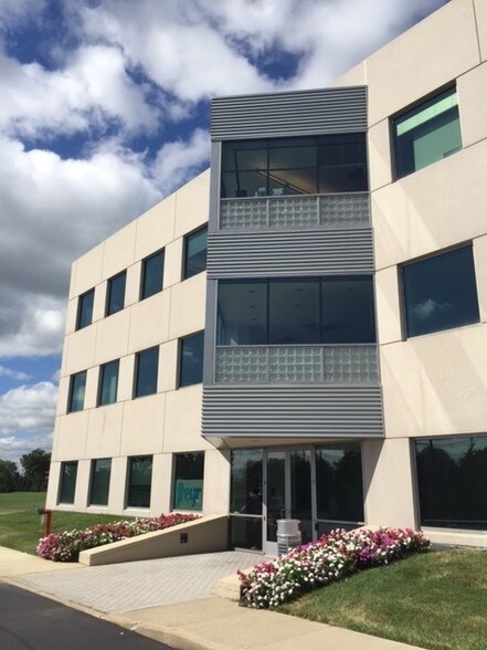 More Photos Of 150 College Rd W, Princeton Office For Lease