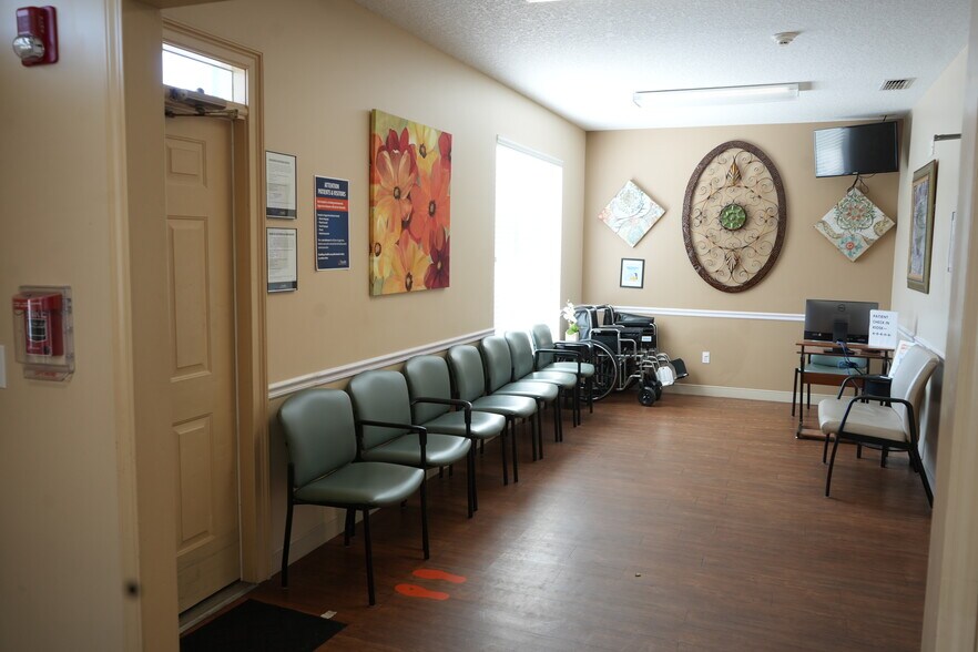 More Photos Of 51 Lindsey Ln, Saint Marys Medical For Lease