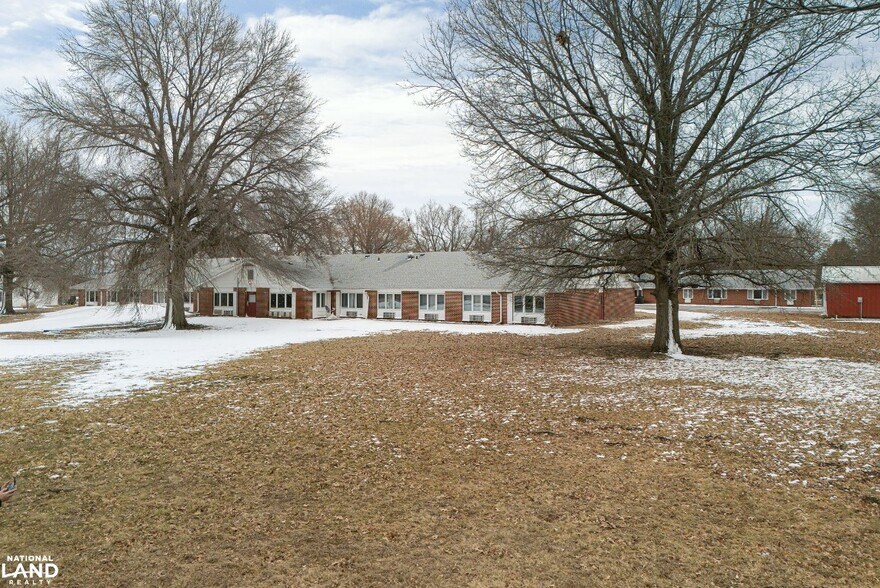 More Photos Of 300 Cedar St, Tarkio Skilled Nursing Facility For Sale