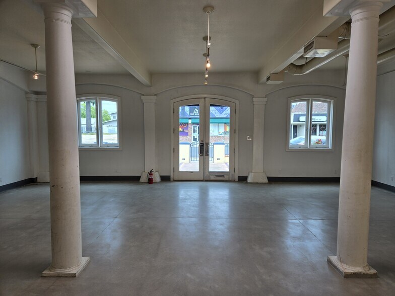 More Photos Of 1473-1477 N Van Ness Ave, Fresno Storefront Retail Residential For Sale