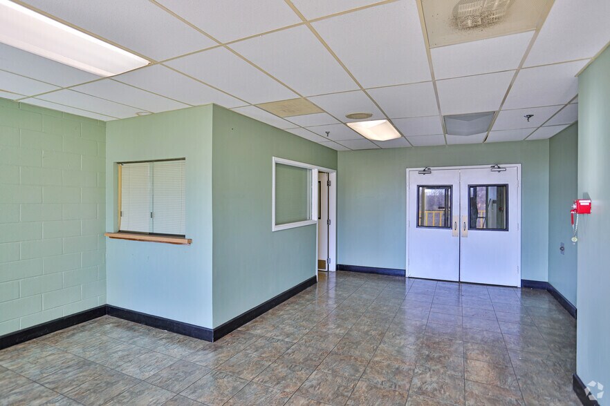 More Photos Of 212 Nuway Packing Dr, Forest City Food Processing For Sale