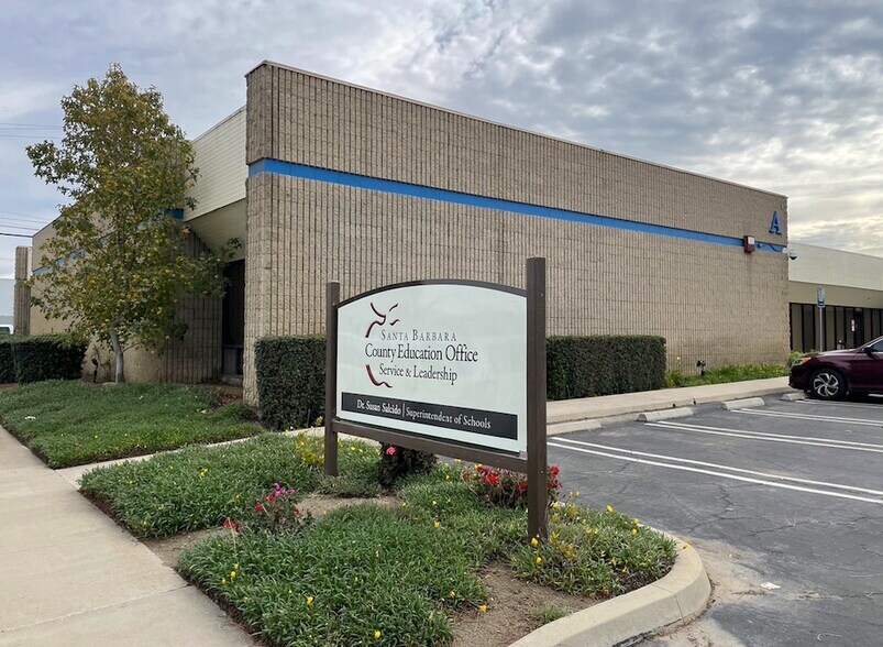 More Photos Of 402 Farnel Rd, Santa Maria Light Manufacturing For Sale