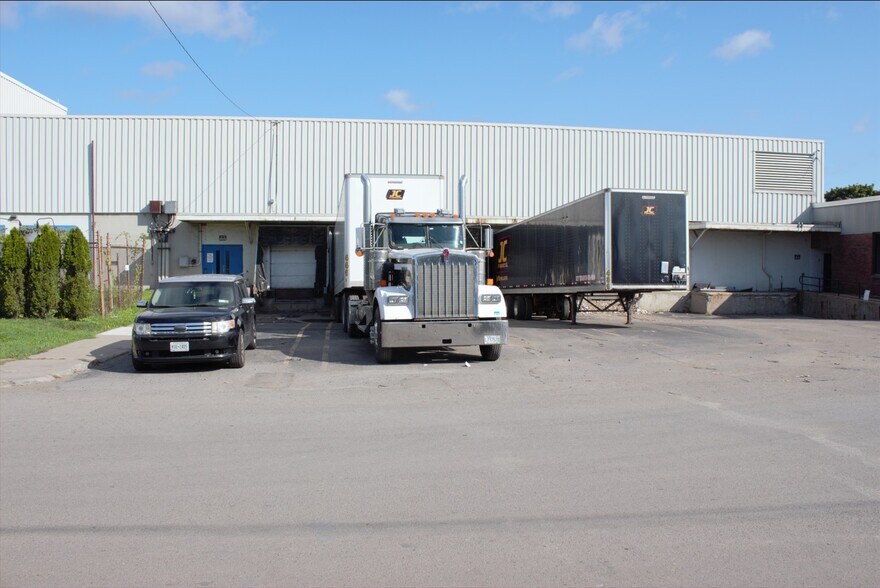 More Photos Of 1801 Mt Read Blvd, Rochester Warehouse For Lease