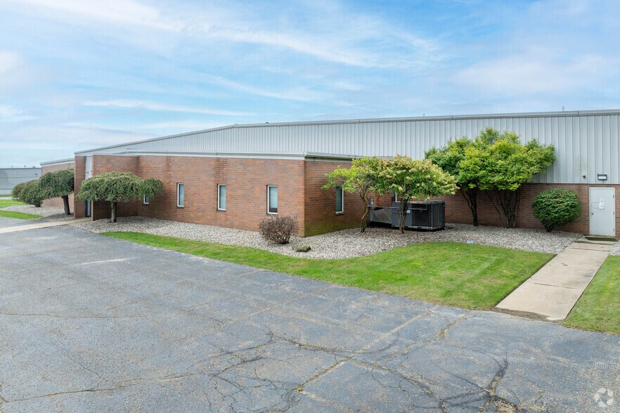 More Photos Of 3620 Progress St NE, Canton Warehouse For Sale