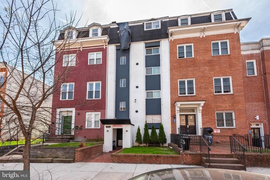 More Photos Of 1911 W Baltimore St, Baltimore Apartments For Sale