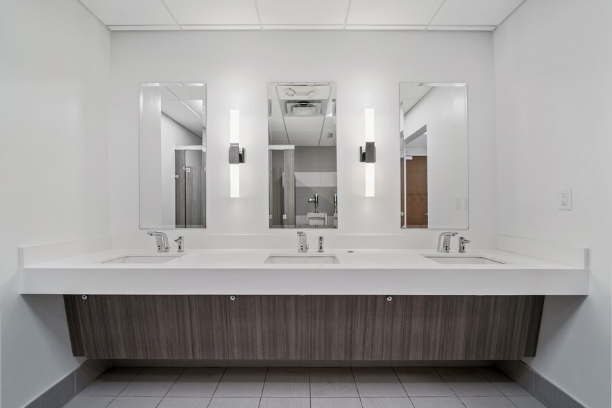 More Photos Of 4500 N State Road 7, Lauderdale Lakes Unknown For Lease