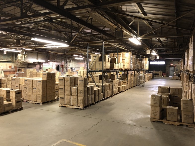 More Photos Of 100 Beecher Ave, Cheltenham Township Warehouse For Lease