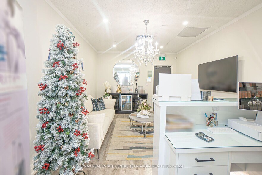 More Photos Of 90 Winges Rd, Vaughan Flex For Sale