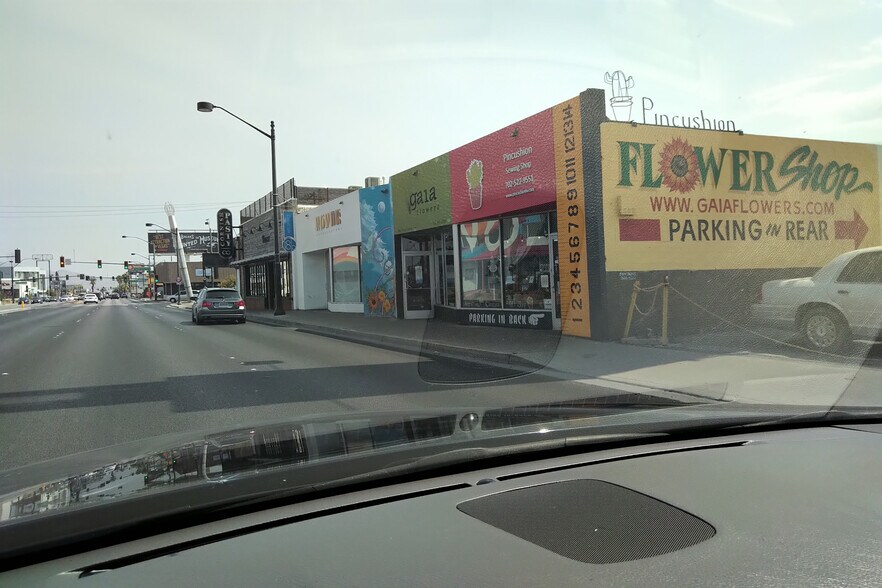 More Photos Of 4-8 E Charleston Blvd, Las Vegas Storefront For Lease